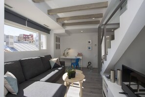 Living area - SingularStays Mercado Central XII (Valencia)