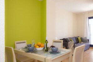 Dining - SingularStays Moncofar Beach (Moncofar)