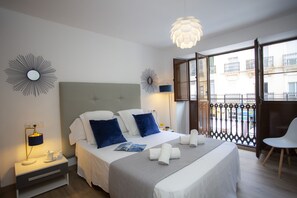 2 bedrooms, iron/ironing board, internet, bed sheets