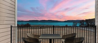 Suite 301 @ Water's Edge Resort