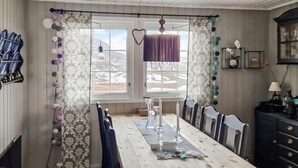 Dining - 3 bedroom cozy home in Snefjord (Snefjord)