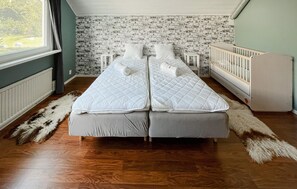 2 bedrooms, free WiFi
