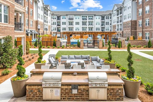 Herons Cove, Elevator, 4th Floor Views, Gym, Pool