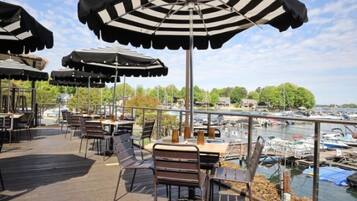 Restauration en plein air