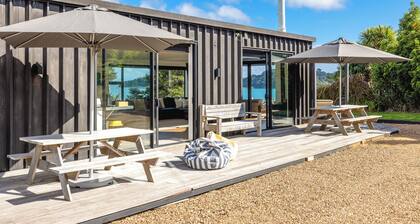 Wharetana Bay Villa with beach walkway