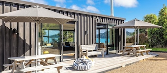 Wharetana Bay Villa with beach walkway