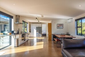 Flat-screen TV, toys - Wharetana Bay Villa with beach walkway (Waiheke Island)