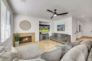 Smart-TV, peis, fotballspill og bordtennis