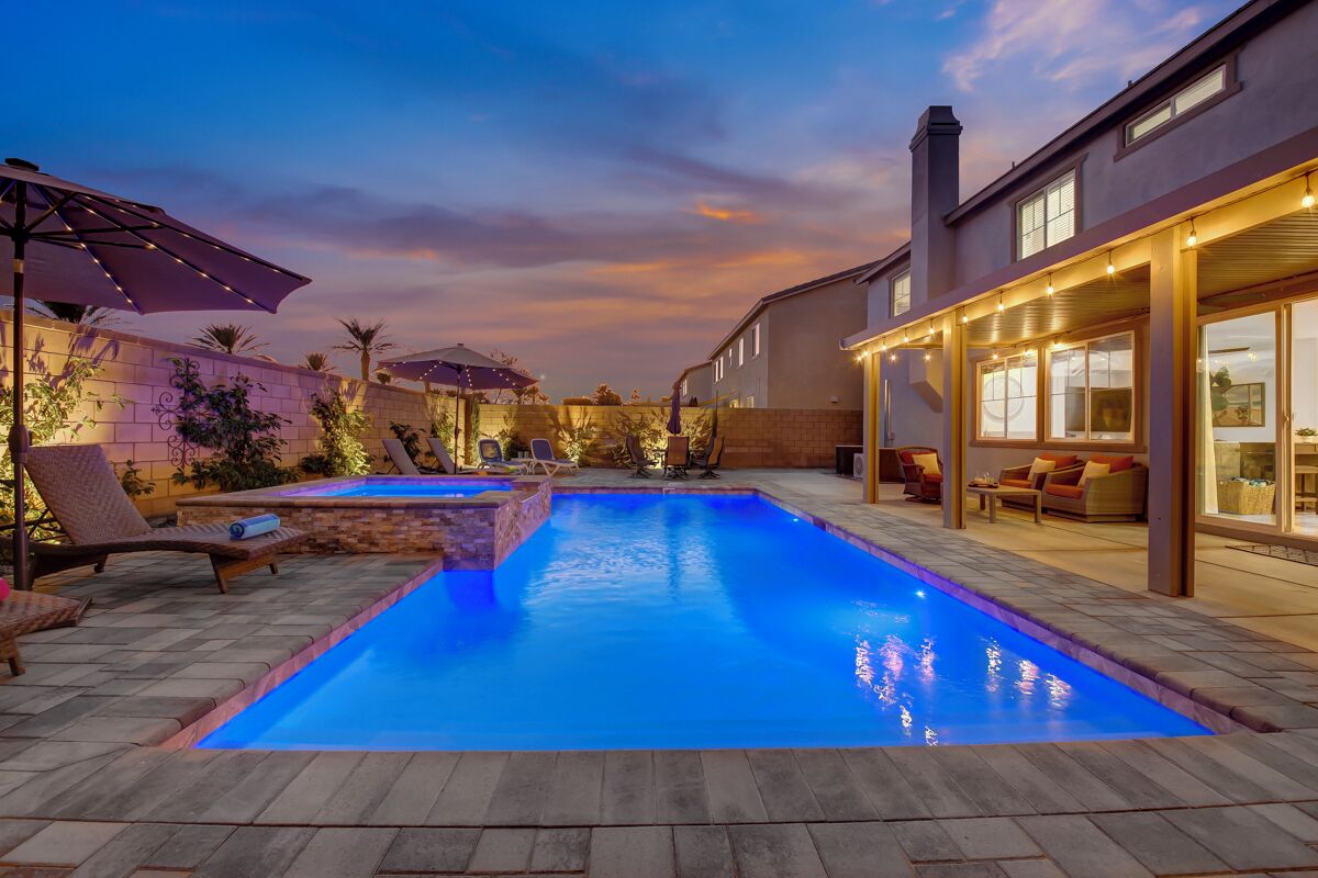 Udendørs pool, opvarmet pool