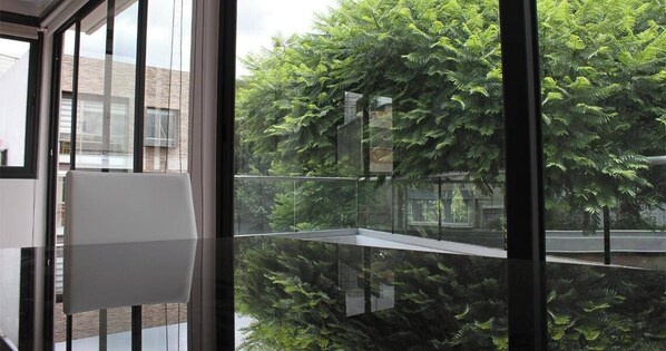 Double Room, 1 King Bed, Non Smoking, Tower | Living area - Suites Del Valle (Mexico City)