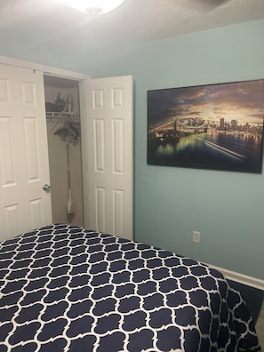 1 quarto, ferros/tábuas de passar roupa, Wi-Fi, roupa de cama