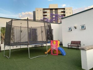 Family House, Balcony, Garden View | Terrace/patio - Casa en Santa Fe Juriquilla (Querétaro)