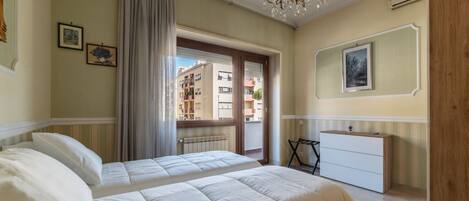 2 多间卧室、WiFi、床单