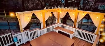 Hawksbill Home~Hot Tub~Modern~Porch~Wifi~Dogs