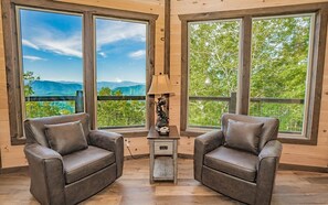 Interior - Mountain Dreams - Mountain views for miles! (Sevierville)