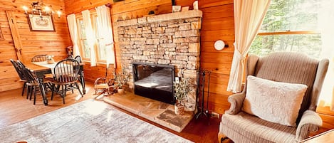 Cheminée, baby-foot