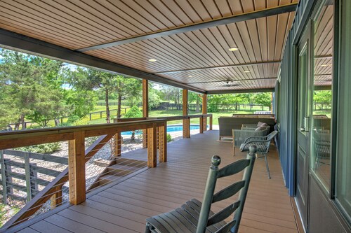 4Br Home on Sabre Hill Horse Farm 25 acres ~ Bourbon Trail