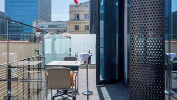 Deluxe Room, Balcony (04) | Balcony