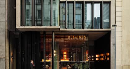 Debaines Hotel Santiago