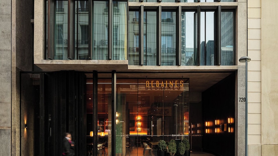 Debaines Hotel Santiago