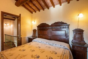 2 slaapkamers, een strijkplank/strijkijzer, gratis wifi