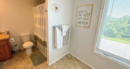 Ideal Retreat Near Ft. Wood!