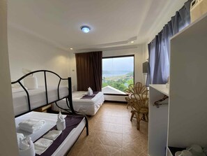 Familierom | Lydisolert, wi-fi (inkludert) og sengetøy