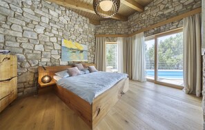 3 chambres, lit parapluie, Wi-Fi gratuit, draps fournis
