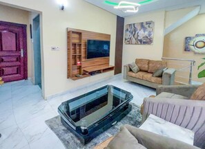 Una televisión