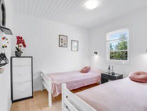 3 bedrooms, WiFi