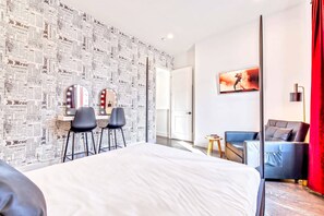 8 chambres, bureau, fer et planche à repasser, Wi-Fi