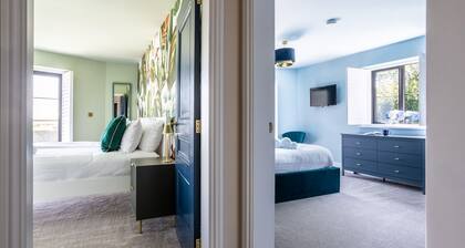 Bluebells: Eco-Friendly 4-Bed Home with Sea Views in Llanfaelog | Managed by Anglesey Holiday Lettin