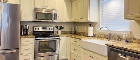 Fridge, microwave, dishwasher, coffee/tea maker