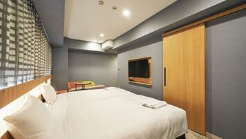 Deluxe Twin Room, Multiple Beds, Non Smoking | Down comforters, soundproofing, iron/ironing board, free WiFi
