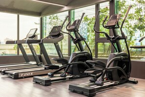 Gym - Xi'an Zhonglou Fengdu Hotel (Yongxingfang Changlemen Subway Station Branch) (Xi'an)
