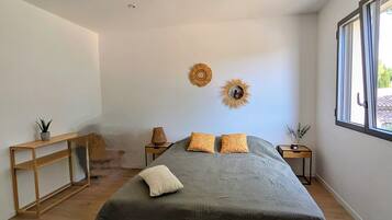 3 chambres, fer et planche Ă repasser, Wi-Fi gratuit, draps fournis