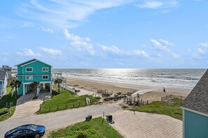 Una playa cerca