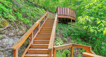 Peaceful South Holston Lake Cabin w/ Dock & Deck!