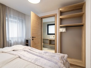 2 bedrooms, internet