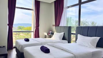 Deluxe Twin Room | 1 bilik tidur, ruang kerja komputer riba, Wi-fi percuma, cadar katil