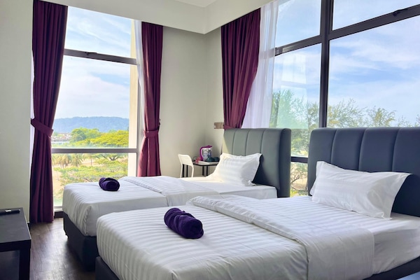 Deluxe Twin Room | Ruang kerja komputer riba, Wi-fi percuma, cadar katil