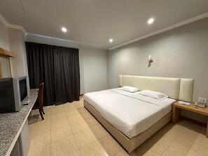 基础客房, 城市景观 | 浴室 | 淋浴设施、大花洒淋浴喷头、毛巾、肥皂