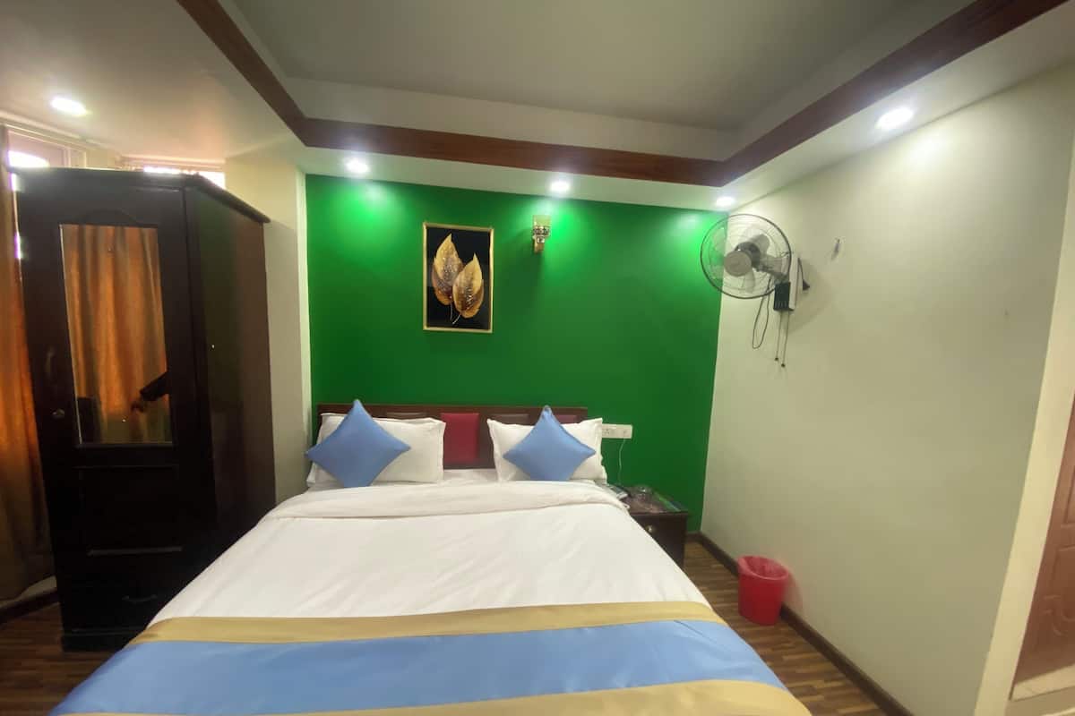 Superior Double Room | Individually furnished, free WiFi
