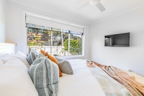 3 dormitorios, tabla de planchar con plancha, wifi gratis y ropa de cama