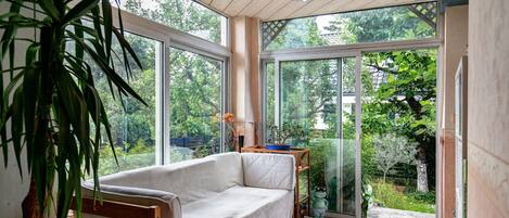 TV, DVD player, stereo