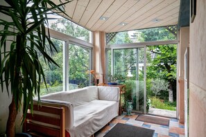 TV, DVD player, stereo - Apartment 'Small-residence' with Wi-Fi (Berlin)