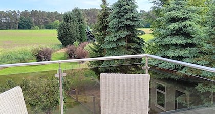 Ferienhaus 'Zur Schmiede' mit privater Terrasse, privatem Garten und Balkon