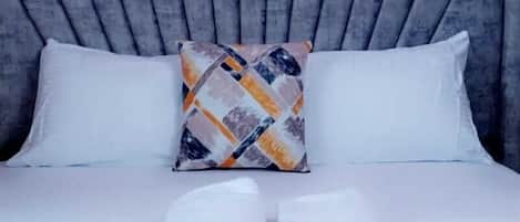 Classic-Apartment, Stadtblick | 1 Schlafzimmer, individuell dekoriert, individuell eingerichtet