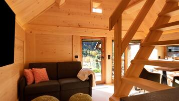 Tv och ett bordtennisbord