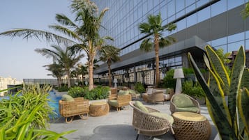 Kolam renang terbuka